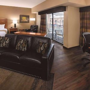 Wyndham Bloomington - Mall Of America